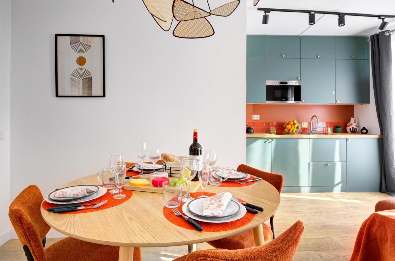 801 Suite Luxurys - Superbe Appartement บันโยเล่ ภายนอก รูปภาพ